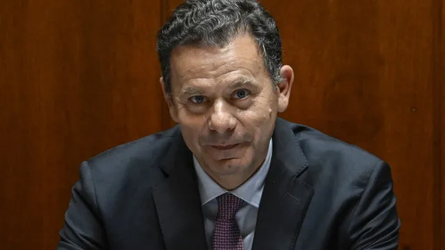 revisao-constitucional?-montenegro-diz-contar-com-ps,-sem-excluir-ninguem