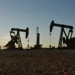 cotacao-do-brent-para-entrega-em-novembro-baixa-2,56%-para-102,59-dolares