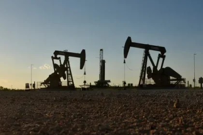 cotacao-do-brent-para-entrega-em-novembro-baixa-2,56%-para-102,59-dolares
