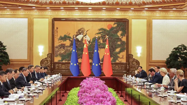china-promete-resposta-“firme”-se-ue-adotar-novas-restricoes-comerciais