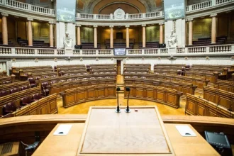 ps-abstem-se-no-oe2027?-governo-sauda,-chega-critica:-“nao-surpreende”