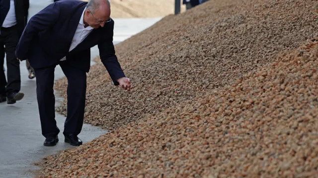 ministro-diz-que-governo-esta-“a-fazer-o-maximo”-para-apoiar-agricultores