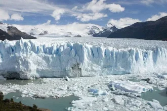 glaciares-suicos-perdem-mais-de-5%-do-gelo-devido-as-ondas-de-calor