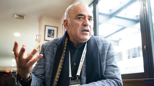 lider-da-oposicao-russo-garry-kasparov-alertado-de-que-corre-perigo