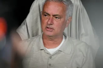 mourinho-diz-que-cristiano-ronaldo-precisa-“domar-o-ego”-na-selecao