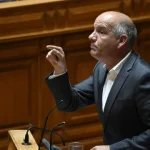 ps-abstem-se-no-oe?-raimundo-acusa-carneiro-de-“dar-gas”-ao-governo