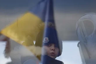 ue-e-ucrania-dizem-ter-identificado-meios-para-cobrir-defice-orcamental