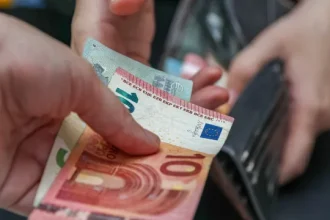 subsidio-de-desemprego-cai-de-70%-para-64%-do-ultimo-salario-numa-decada