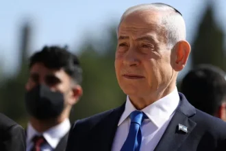 israel-alega-ter-avisado-londres-sobre-ataque-iraniano-a-base-militar