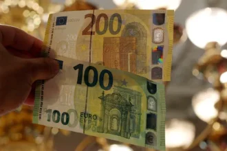 divida-publica-recua-para-285.600-milhoes-em-agosto